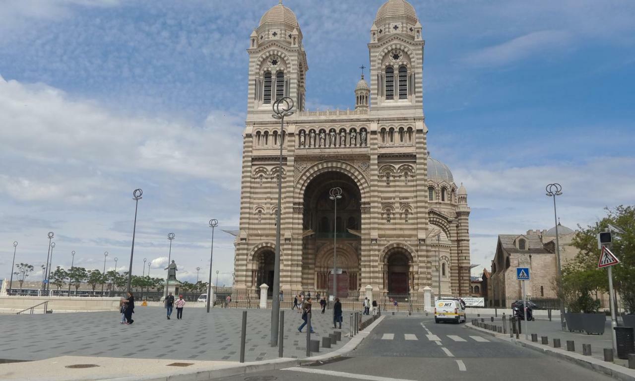 La Maison De Valentino مارسيليا المظهر الخارجي الصورة
